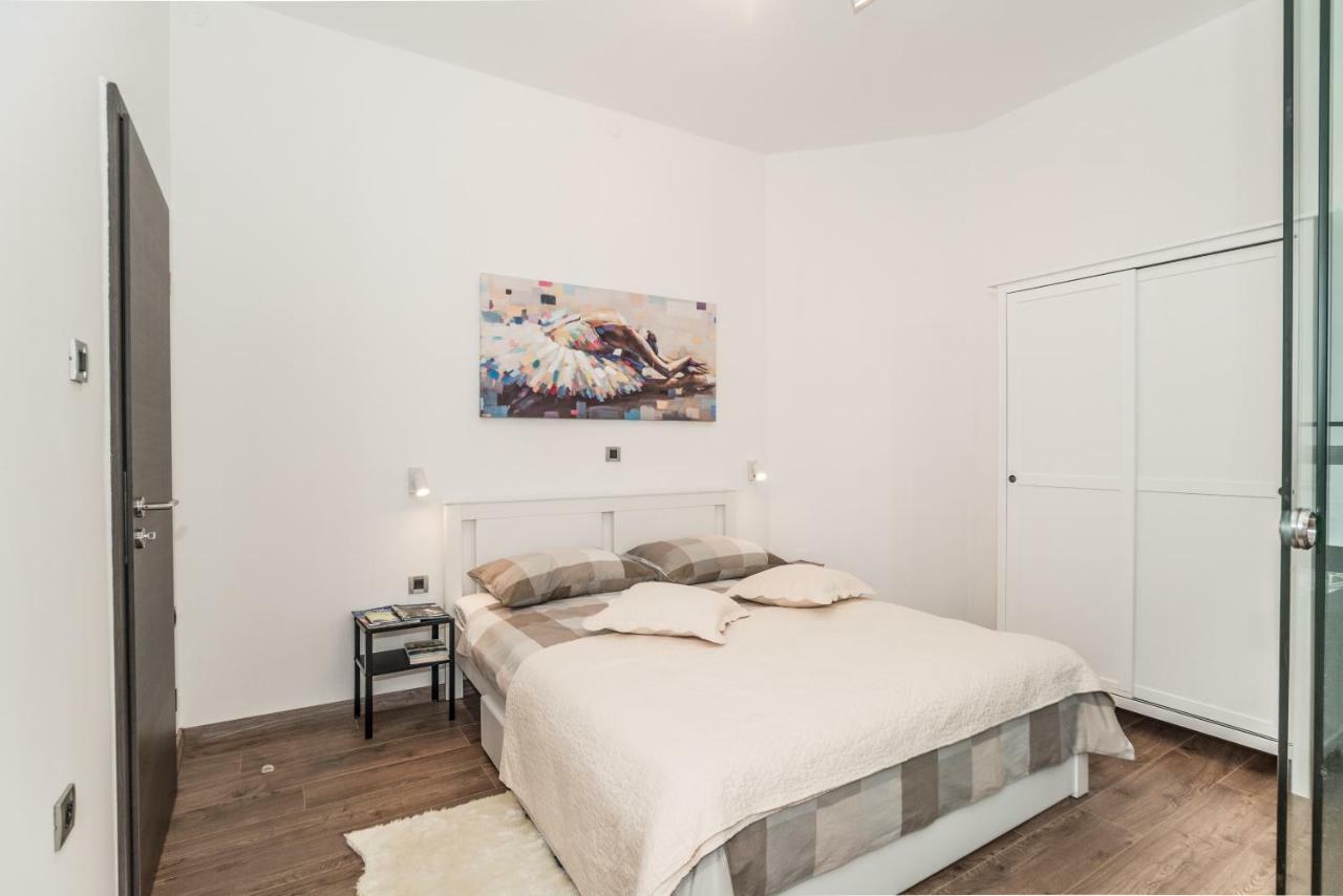 Apartment Mille